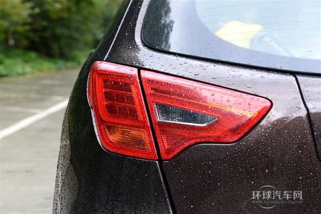 2015款 1.8T 自動兩驅至尊版