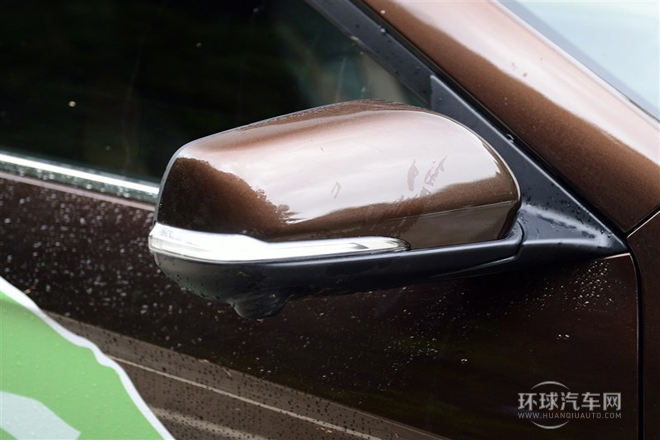 2015款 1.8T 自動兩驅至尊版