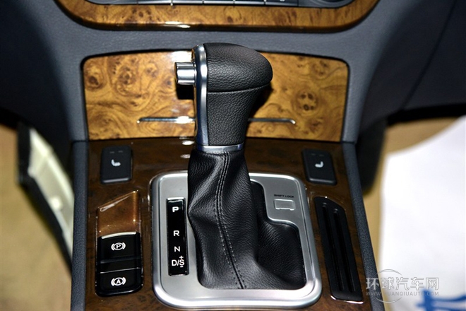 2014款 2.0T 自動兩驅基本型