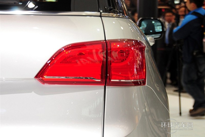 2014款 2.0T 自動兩驅基本型