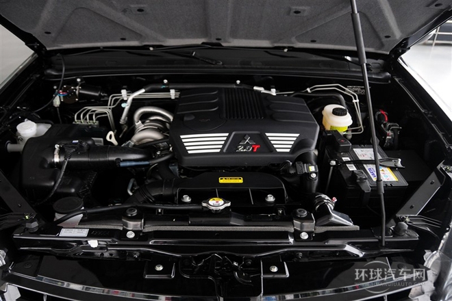 2015款 2.0T 手動四驅精英型