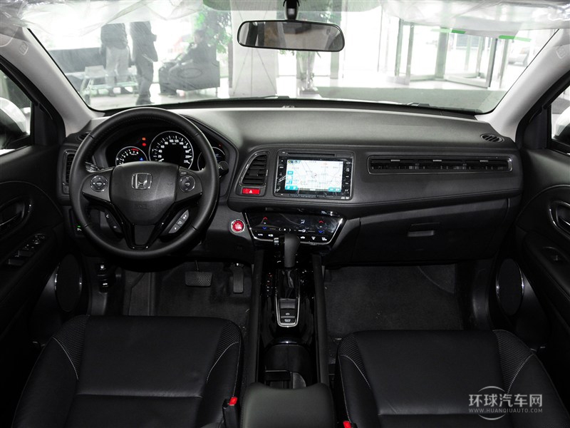 2015款 1.8L CVT四驅(qū)旗艦型