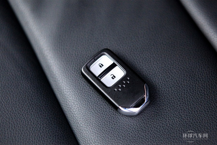 2015款 1.8L 手動(dòng)兩驅(qū)精英型