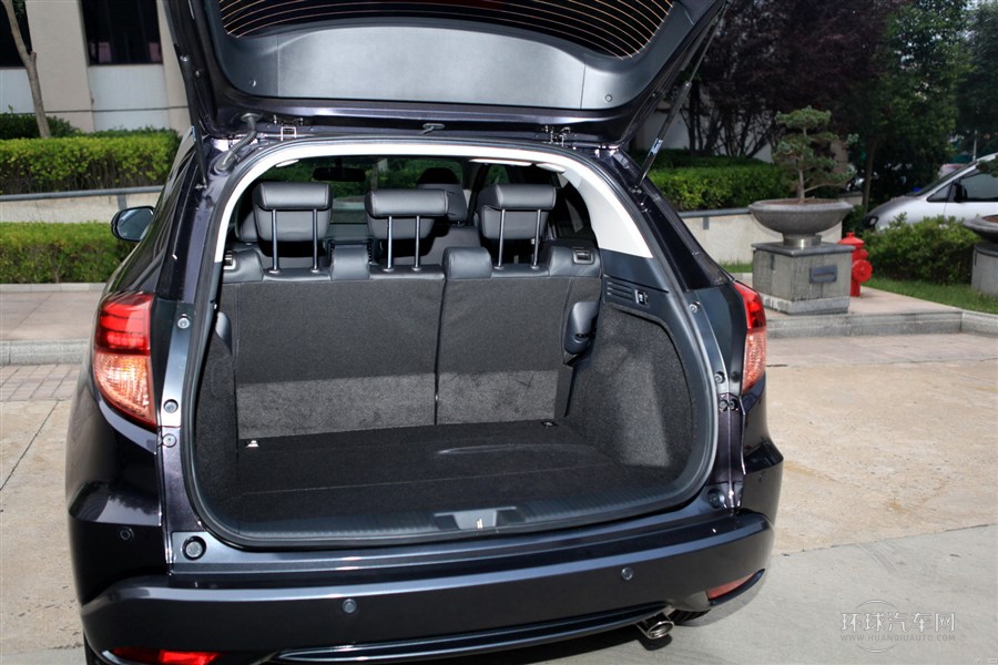 2015款 1.8L 手動兩驅精英型