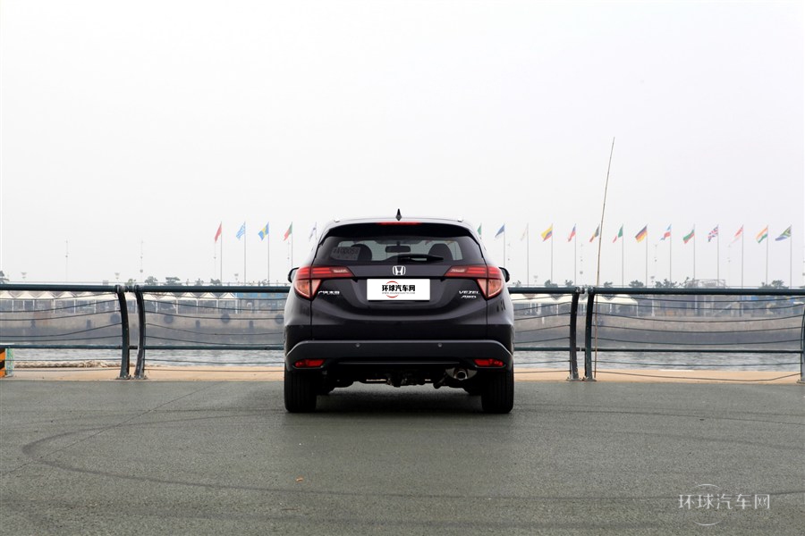 2015款 1.8L 手動兩驅(qū)精英型