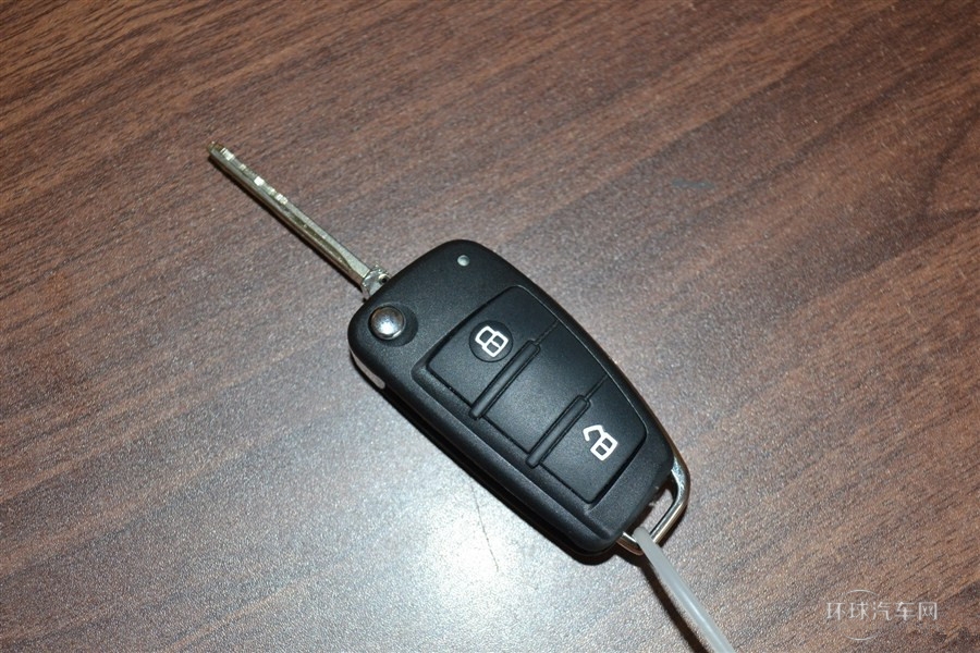 2014款1.9T柴油手動公務(wù)版