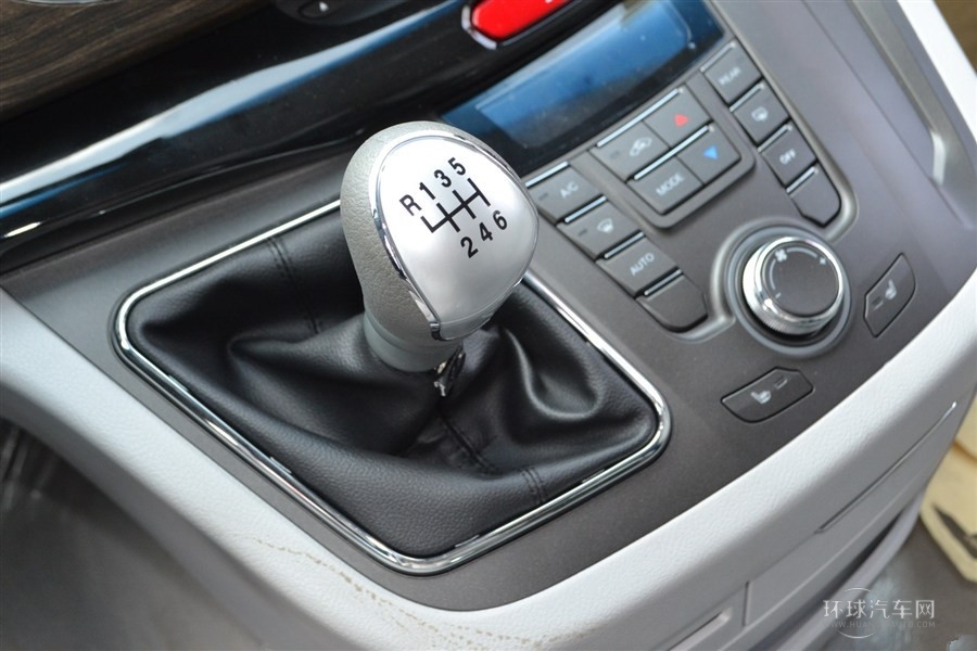 2014款1.9T柴油手動公務(wù)版