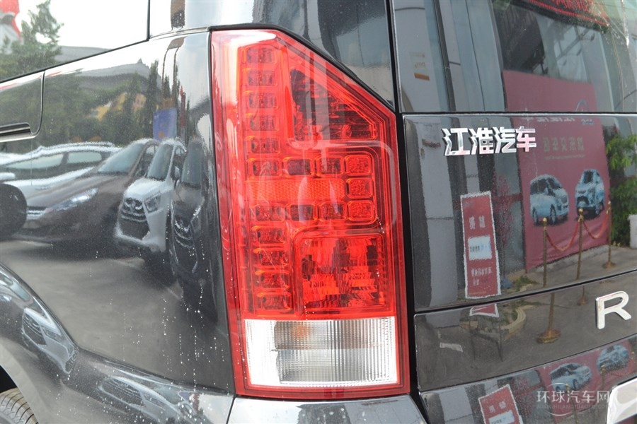 2014款1.9T柴油手動公務版