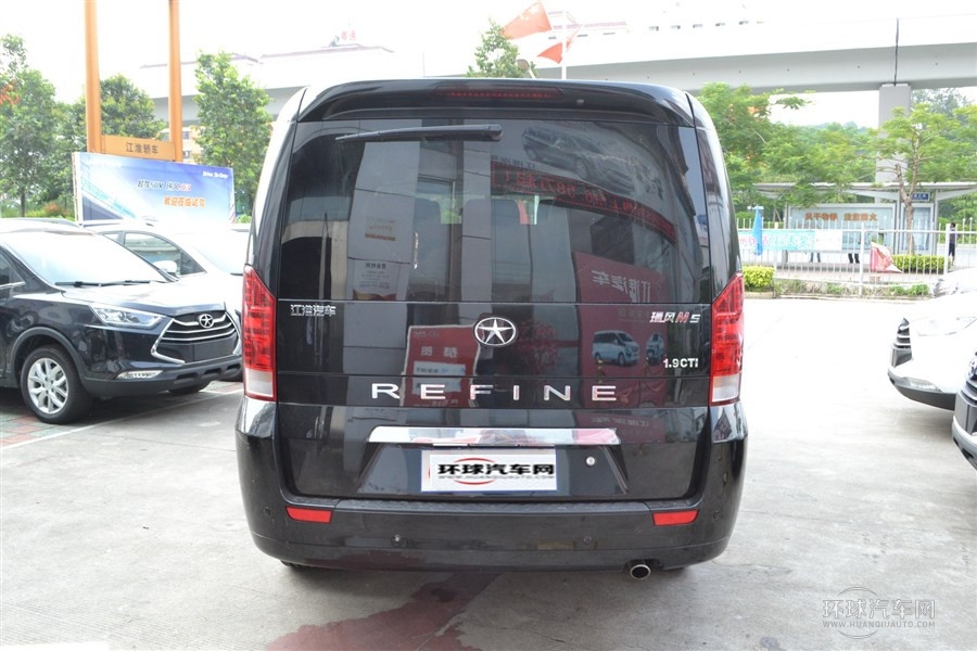 2014款1.9T柴油手動(dòng)公務(wù)版