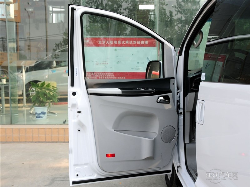 2014款1.9T柴油手動商務版