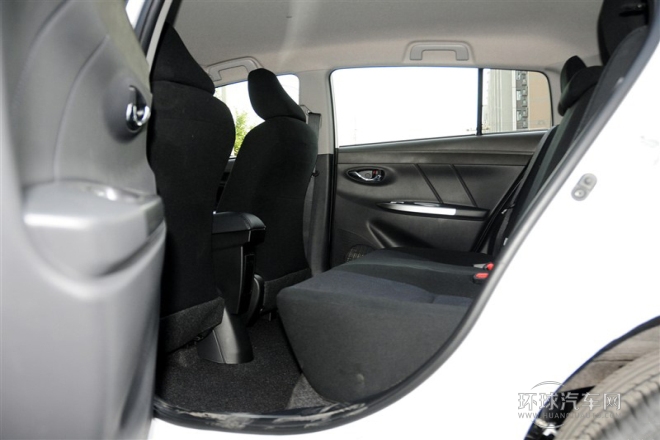 2015款 1.5E 自動魅動版