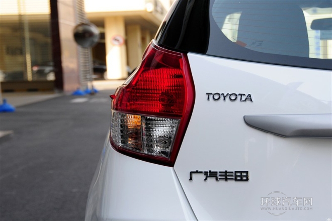 2015款 1.5E 自動魅動版