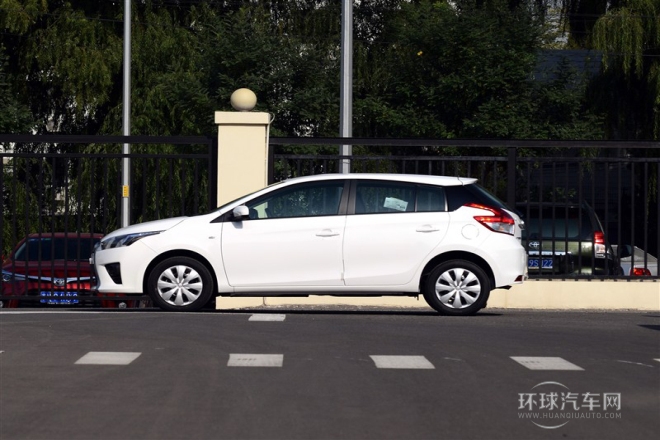 2015款 1.5E 自動魅動版