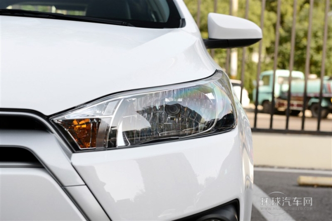 2015款 1.5G 自動炫動天窗特別版