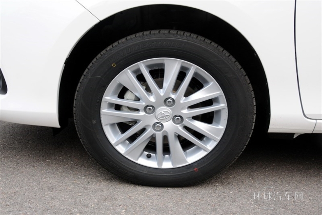 2015款 1.5L 自動智享星光版