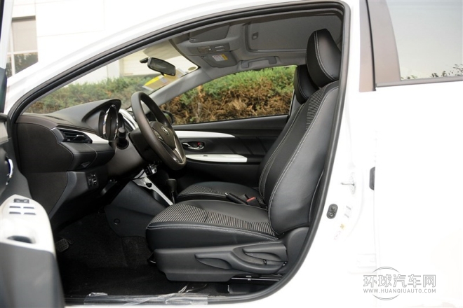 2015款 1.5L 自動(dòng)智享星光版