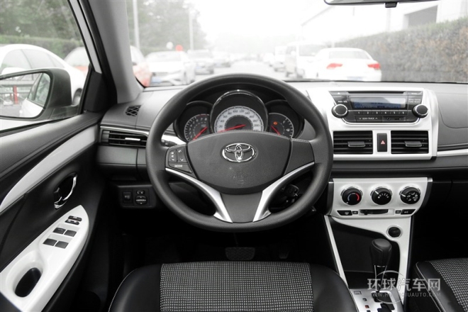 2015款 1.5L 自動智享星光版