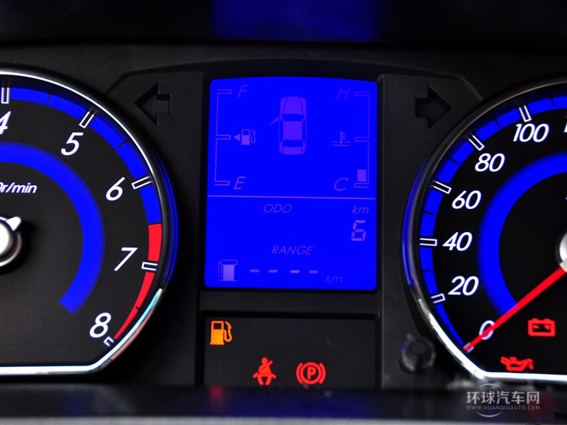 2014款 1.5L 手動(dòng)超越型