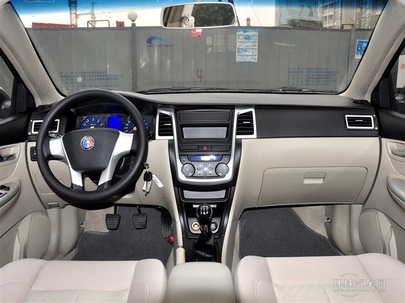 2014款 1.5L 手動超越型