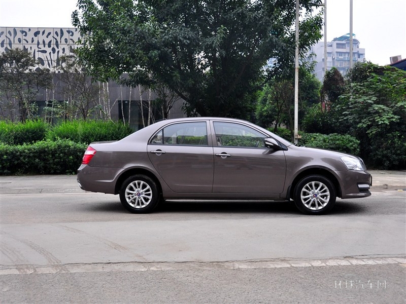 2014款 1.5L 手動超越型