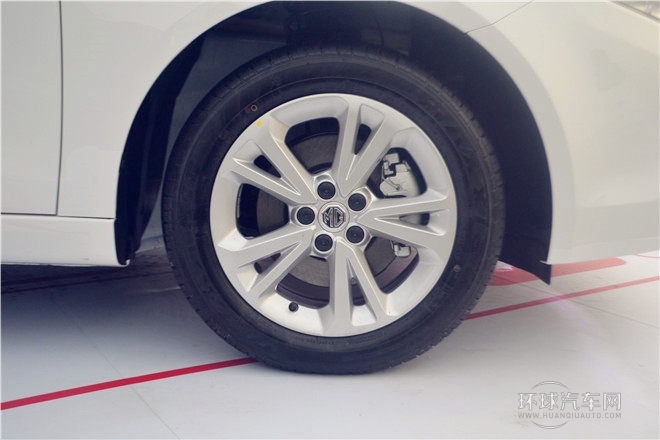 2015款 1.5T 自動豪華版