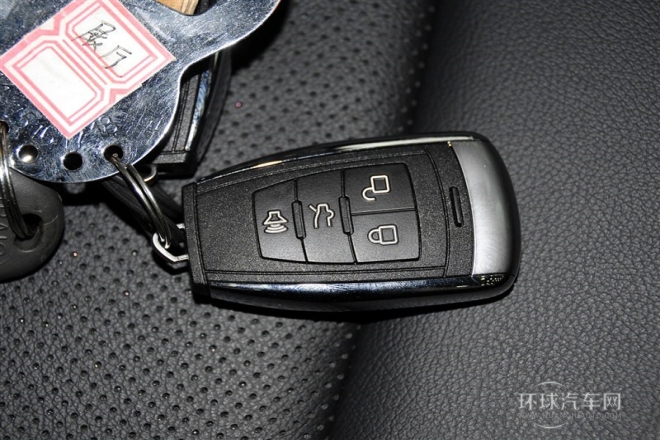 2014款 1.8T 自動豪華型