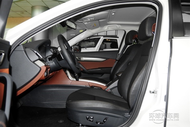 2014款 1.8T 自動豪華型