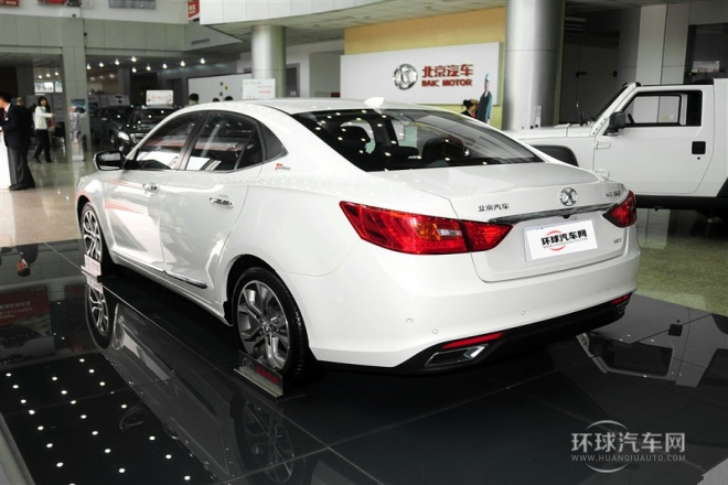 2014款 1.8T 自動(dòng)豪華型