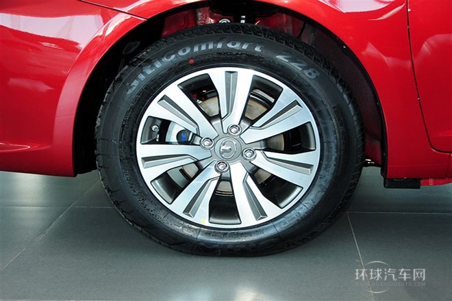 2015款 1.5L 手動豪華型