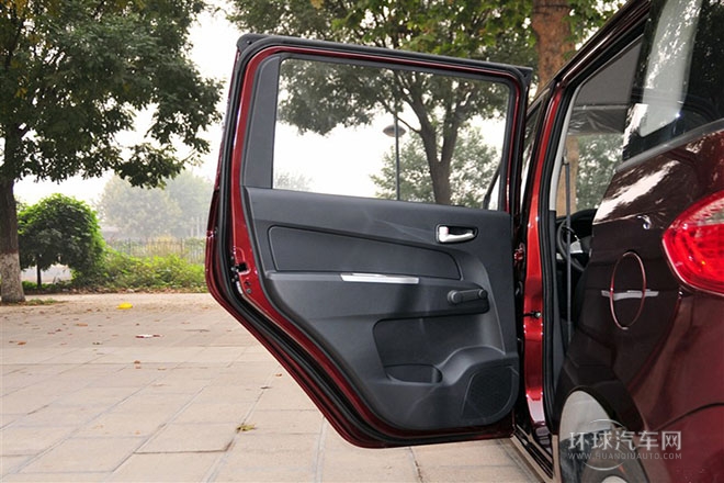 2015款 1.2L 手動暢享型