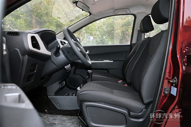 2015款 1.2L 手動暢享型