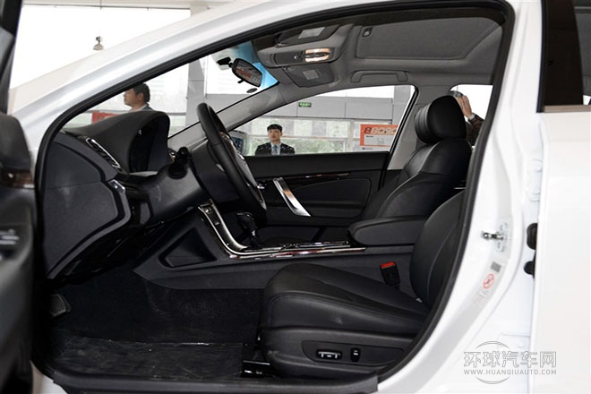 2014款 1.8T 自動(dòng)尊貴周年版 國(guó)IV