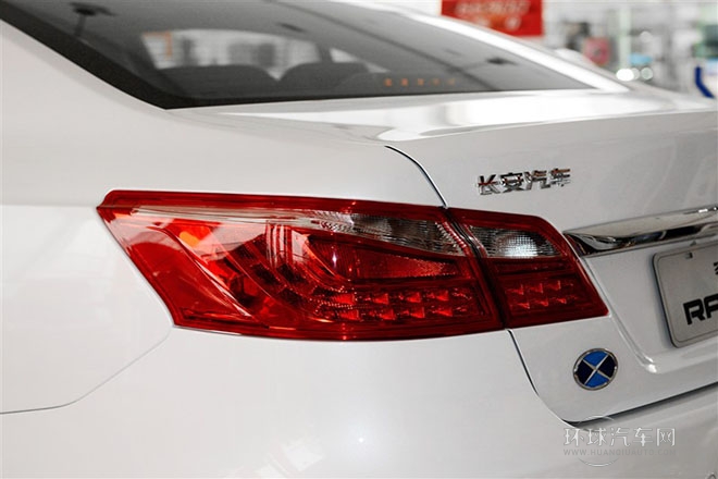 2014款 1.8T 自動尊貴周年版 國IV