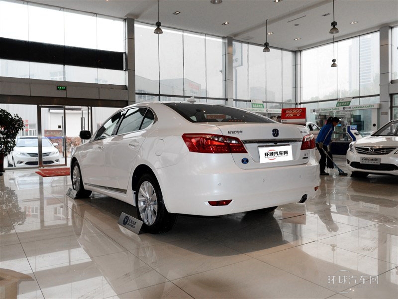 2014款 1.8T 自動(dòng)尊貴周年版 國(guó)IV