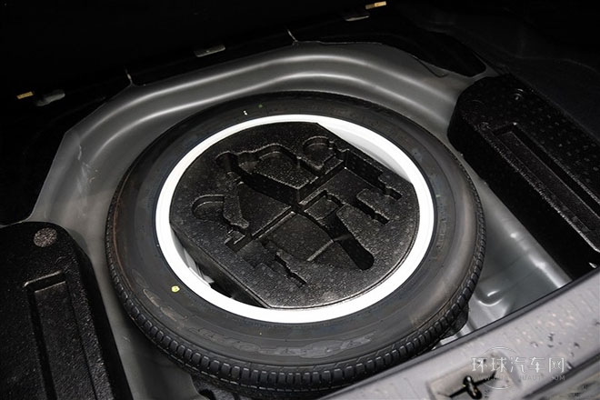 2014款 1.8T 自動尊貴周年版 國V