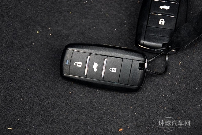 2014款 1.8T 自動尊貴周年版 國V