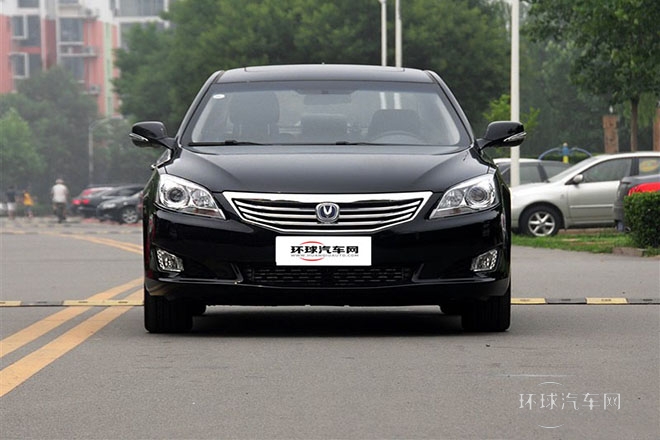 2014款 1.8T 自動(dòng)尊貴周年版 國(guó)V