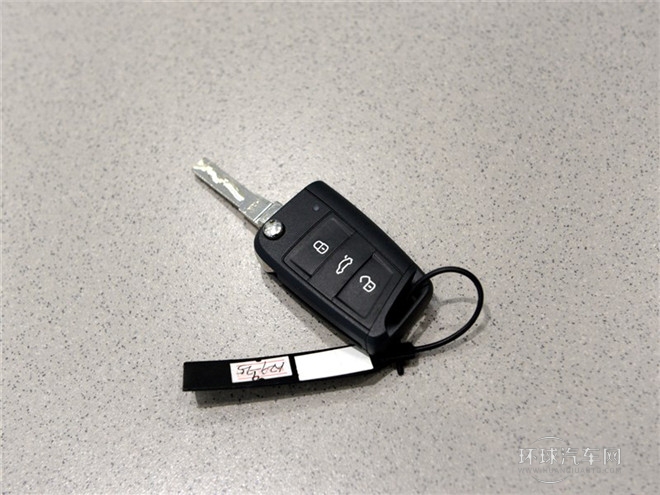 2015款 1.6L手動(dòng)時(shí)尚型