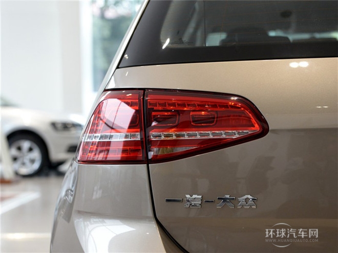 2015款 1.6L手動(dòng)時(shí)尚型