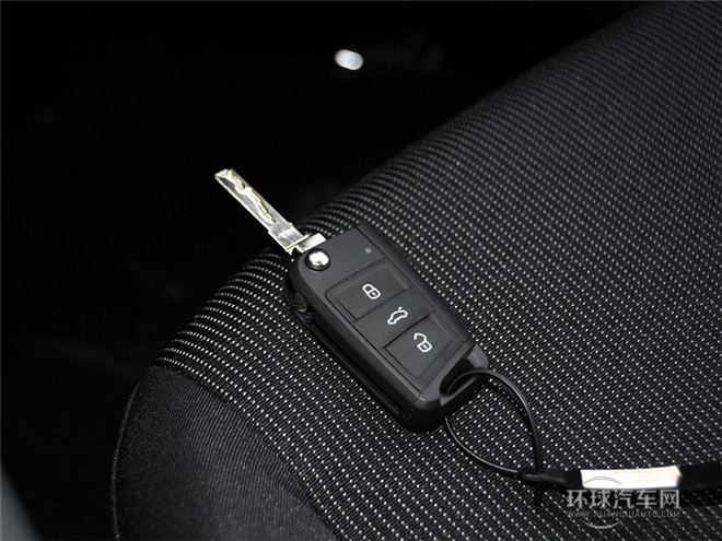 2015款 1.6L自動(dòng)時(shí)尚型