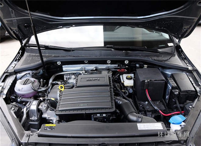 2015款 1.6L自動(dòng)時(shí)尚型