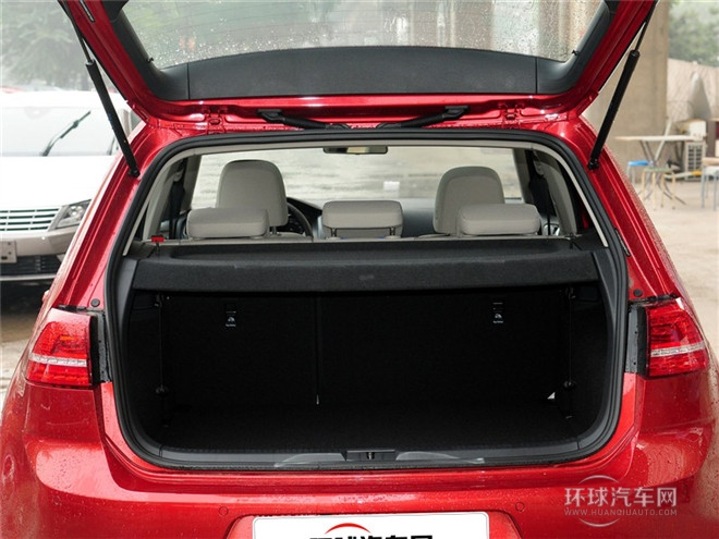 2015款 1.6L自動舒適型