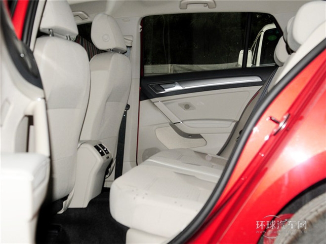 2015款 1.6L自動舒適型