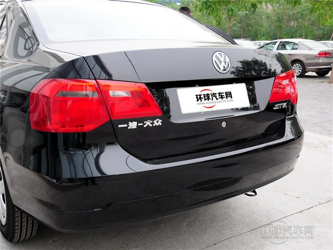 2015款 1.4L 手動(dòng)時(shí)尚型