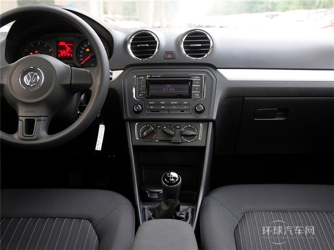 2015款 1.4L 手動舒適型