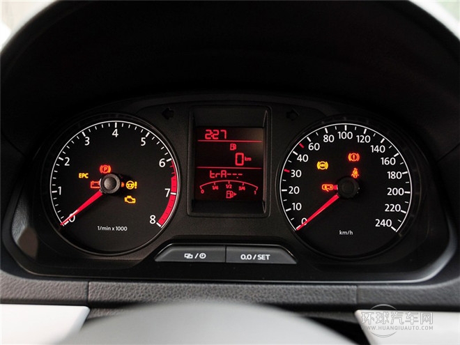 2015款 1.4L 手動舒適型