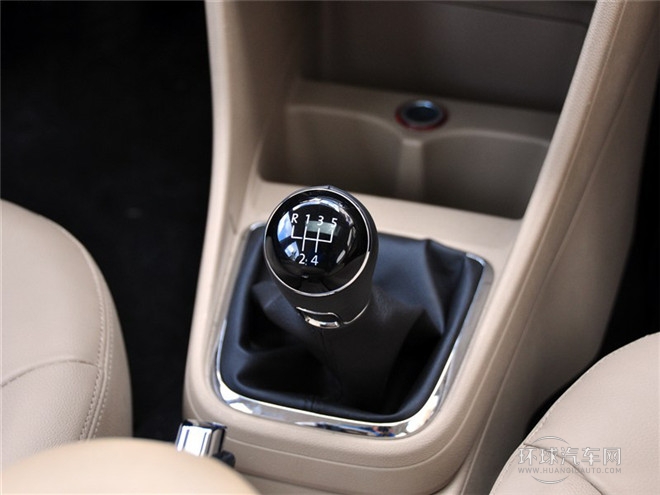 2015款 1.6L 手動豪華型