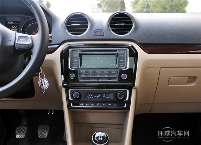 2015款 1.6L 手動豪華型