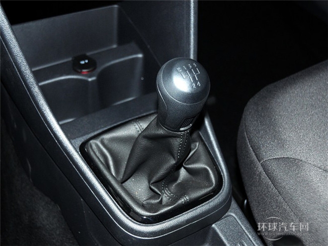 2015款 1.6L 手動時尚型