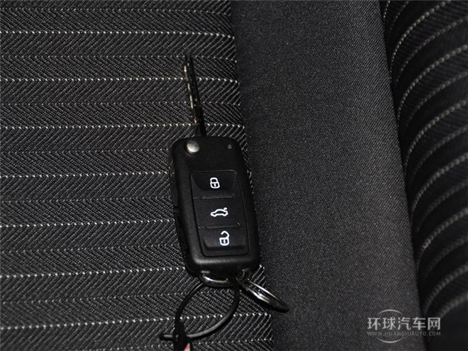 2015款 1.6L 手動舒適型